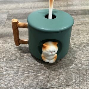 Green Mug with Cat Design